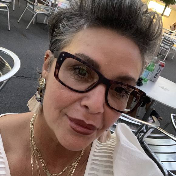 Meet your Posher, Annie - Picture 1 of 1